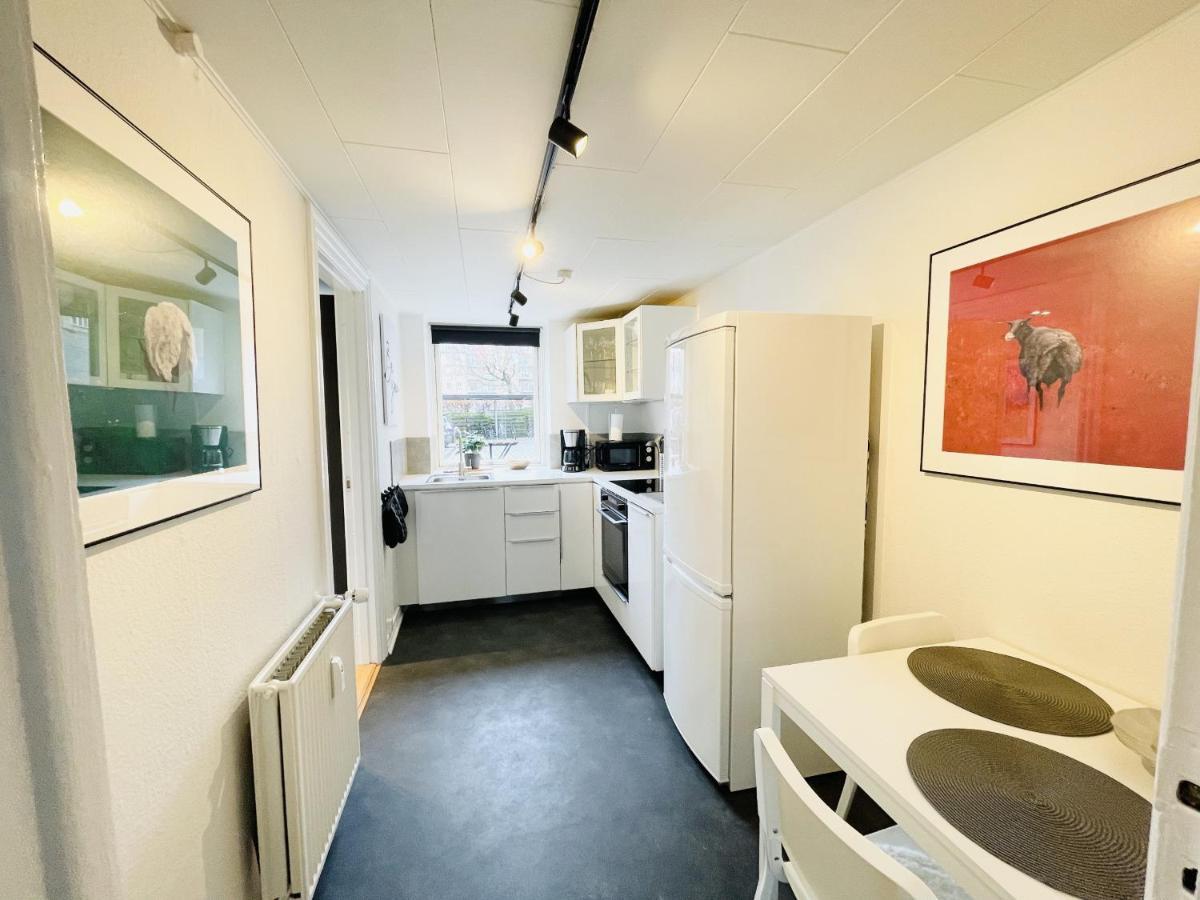 Aday - Charming Studio Close To The Football Stadium Aalborg Ngoại thất bức ảnh